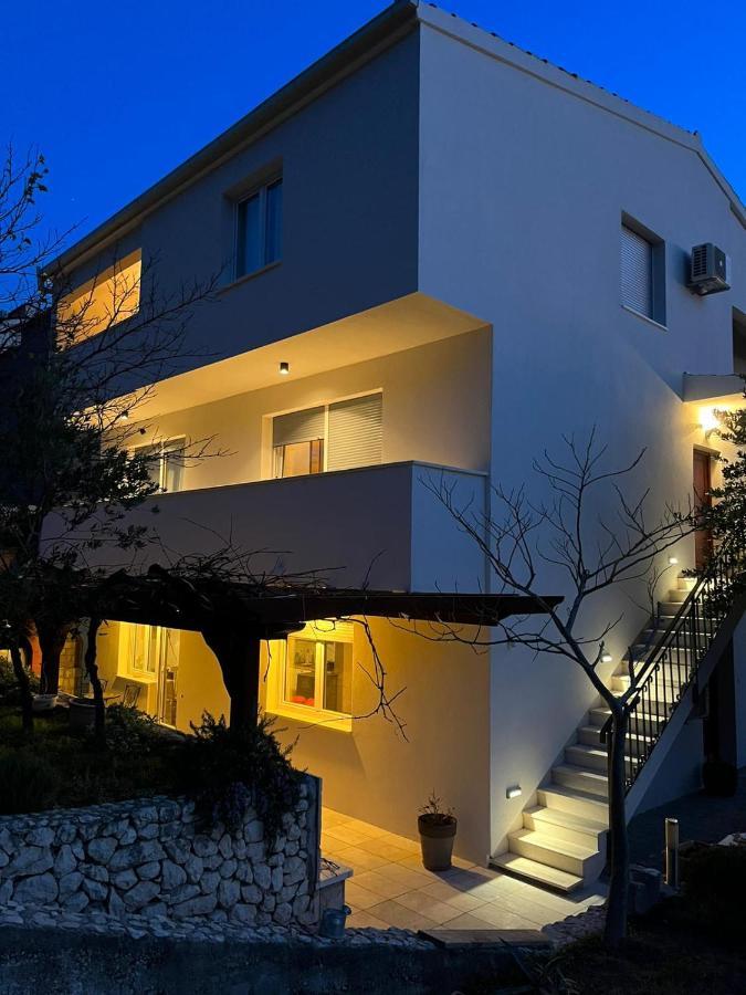 Apartments Curnic Jesenice (Split-Dalmatia) Exterior foto